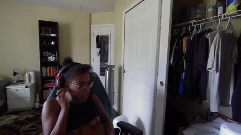Snapshot of productivepussy chatting on 09-22-25, 08:22 ProductivePorn online show from 09-22-25, 08:22