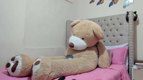 Profana Red online show from 01-21-25, 04:16