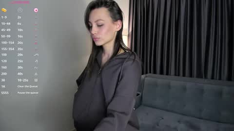 Snapshot of prohibited_content chatting on 12-05-25, 08:12 Sofi online show from 12-05-25, 08:12