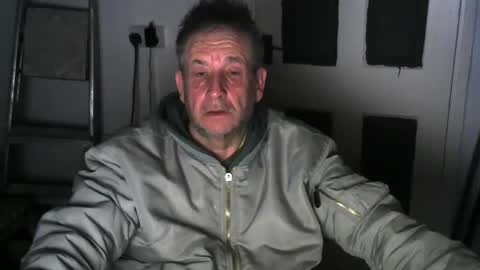 projectorepson online show from 01-18-25, 09:13