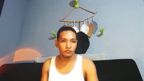 Grande y Gruesa online show from 06-05-26, 11:38