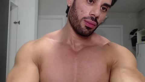 promuscles4u online show from 01-02-25, 01:17