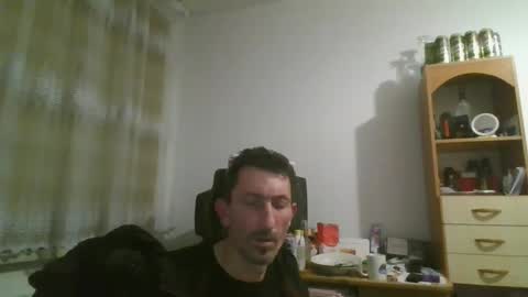 Snapshot of prosexualny chatting on 01-07-25, 03:33 Mariusz online show from 01-07-25, 03:33