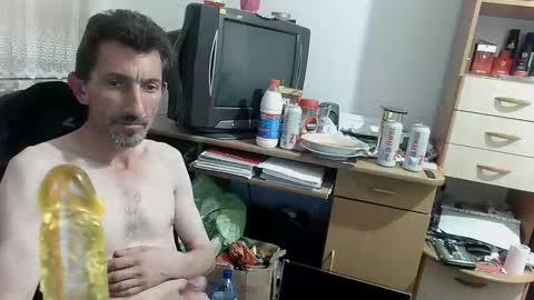 Snapshot of prosexualny chatting on 11-16-25, 11:43 Mariusz online show from 11-16-25, 11:43