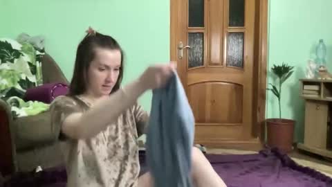 proud sweet 21 online show from 10-07-25, 10:07