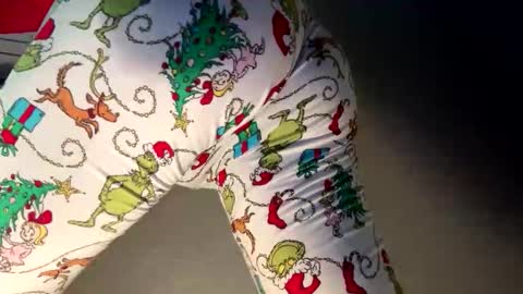 prtty2345 online show from 04-04-26, 07:17