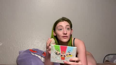 Oli online show from 05-22-26, 06:57