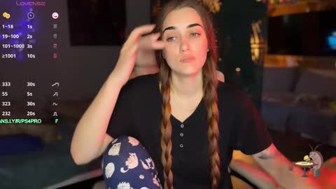 Queen of Pain online show from 10-31-25, 12:55