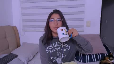 Mara online show from 12-01-25, 05:23