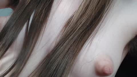 Snapshot of psychegirl chatting on 12-16-24, 09:20 psychegirl online show from 12-16-24, 09:20