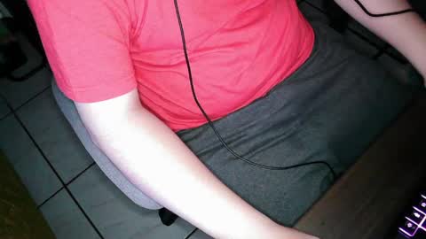 Snapshot of pt35l chatting on 05-16-26, 10:41 your mysterious man online show from 05-16-26, 10:41