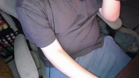 Snapshot of pt35l chatting on 05-22-26, 02:40 your mysterious man online show from 05-22-26, 02:40
