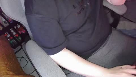 Snapshot of pt35l chatting on 05-27-26, 03:03 your mysterious man online show from 05-27-26, 03:03