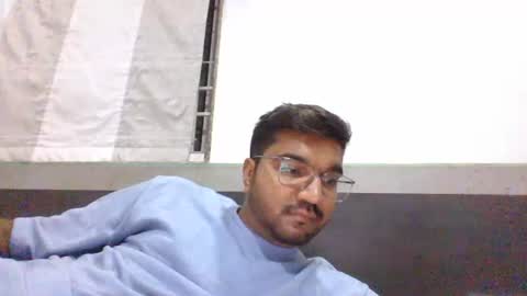 Snapshot of ptl1711 chatting on 02-18-25, 03:43 ptl1711 online show from 02-18-25, 03:43