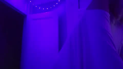 Snapshot of puddled_wonderland chatting on 09-22-25, 02:24 puddled_wonderland online show from 09-22-25, 02:24