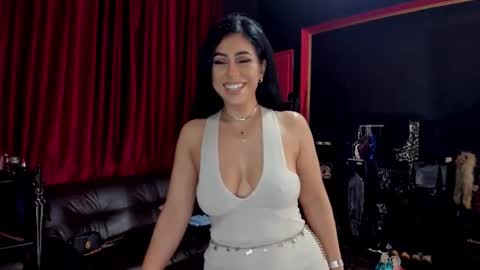 Snapshot of puffy_love chatting on 02-08-26, 10:02 MissPuffyLove online show from 02-08-26, 10:02