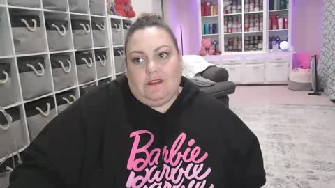 Puggie -  online show from 01-24-25, 01:24