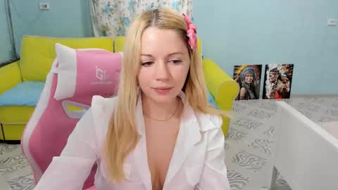 Snapshot of puma4ka chatting on 10-03-25, 02:30 Victoria online show from 10-03-25, 02:30