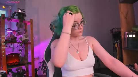 Alisa  lack of vitamin D  online show from 03-10-25, 01:10