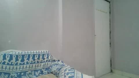 Snapshot of puneripiya chatting on 10-08-25, 10:18 sania 141414 online show from 10-08-25, 10:18