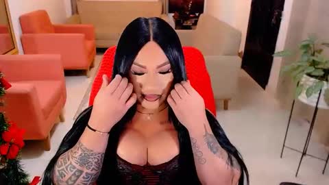 Snapshot of punisher9inchss chatting on 01-13-26, 05:24 online show from 01-13-26, 05:24