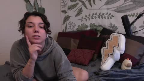 emmy online show from 01-06-25, 07:13