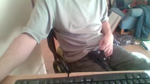 pup_y online show from 10-01-25, 01:17