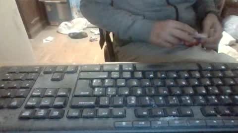 pup_y online show from 10-28-25, 06:06