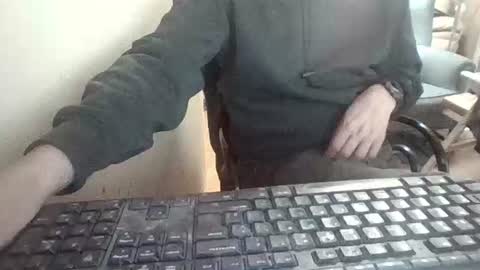 Snapshot of pup_y chatting on 02-05-26, 05:28 pup_y online show from 02-05-26, 05:28