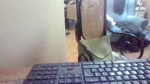 Snapshot of pup_y chatting on 02-08-26, 09:18 pup_y online show from 02-08-26, 09:18