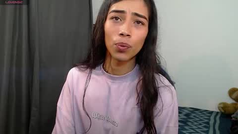 Snapshot of pupi_wolf chatting on 01-19-26, 02:10 Cris online show from 01-19-26, 02:10