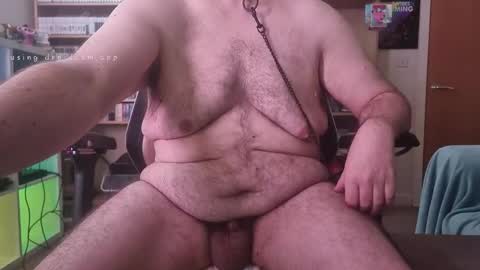 Snapshot of puppybear69 chatting on 02-15-26, 06:26 puppybear69 online show from 02-15-26, 06:26