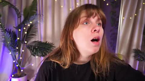 constant schedule Wednesday  Friday  Saturday  Sunday  The Rosemarie online show from 10-05-25, 05:39