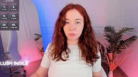 Snapshot of pure_flower_alison chatting on 05-31-26, 01:40 Alison online show from 05-31-26, 01:40