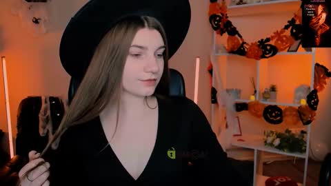 Snapshot of pure_radiance chatting on 10-25-25, 08:55 Ask me3 online show from 10-25-25, 08:55