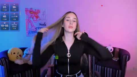 Snapshot of pure_radiance chatting on 01-07-26, 09:56 Ask me3 online show from 01-07-26, 09:56