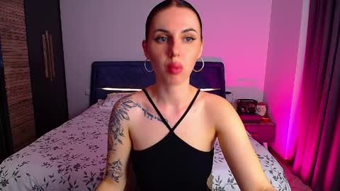 Snapshot of pure_temptation_j chatting on 04-03-26, 04:49 Julia online show from 04-03-26, 04:49