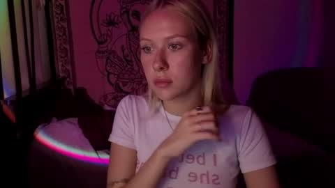 Megan online show from 04-09-26, 02:00