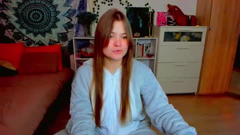 Snapshot of purehanna chatting on 11-22-25, 12:04 Miss Hanna online show from 11-22-25, 12:04