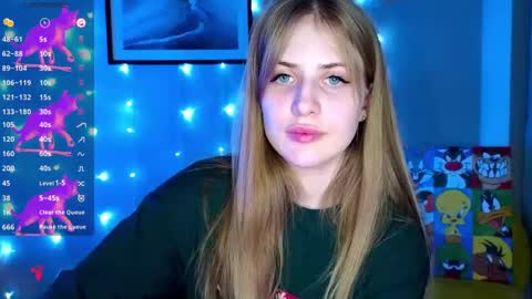 Snapshot of puremiraclealis chatting on 03-02-25, 05:14 Alicia online show from 03-02-25, 05:14