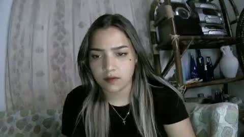 Snapshot of purple_23 chatting on 04-29-26, 07:01 Lizzy online show from 04-29-26, 07:01