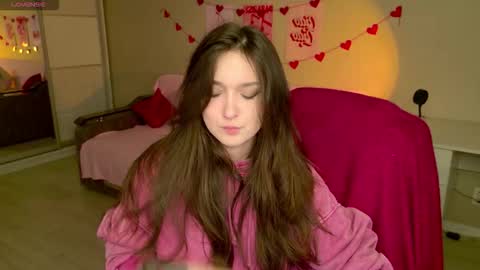 Bella online show from 11-25-25, 05:29