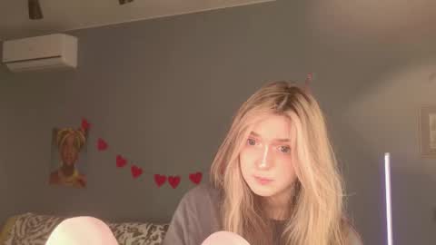 Bella online show from 03-20-26, 05:45