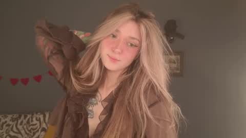 Bella online show from 04-09-26, 06:19