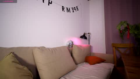 Snapshot of purple_baby chatting on 01-03-25, 06:24 Sasha  wait you here 6 of November. will celebrate my B- day online show from 01-03-25, 06:24