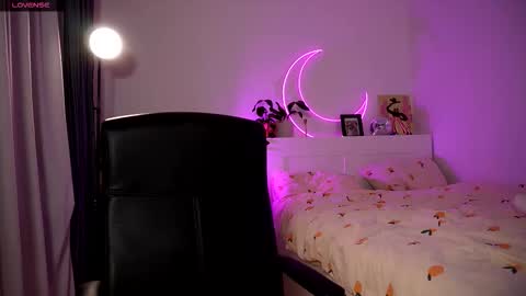 Snapshot of purple_baby chatting on 10-05-25, 04:05 Sasha  wait you here 6 of November. will celebrate my B- day online show from 10-05-25, 04:05