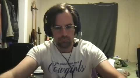 Snapshot of purple_collij_prof chatting on 09-09-25, 06:35 Purple online show from 09-09-25, 06:35