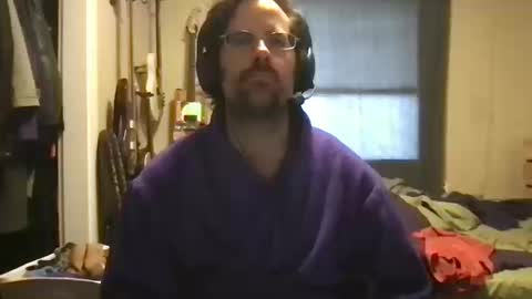 Snapshot of purple_collij_prof chatting on 10-10-25, 10:31 Purple online show from 10-10-25, 10:31