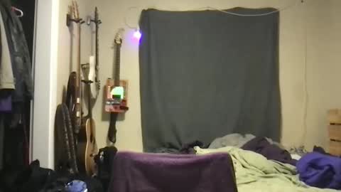 Snapshot of purple_collij_prof chatting on 10-16-25, 03:18 Purple online show from 10-16-25, 03:18