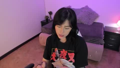 Snapshot of purple_slut_ chatting on 10-27-25, 03:43 Anna online show from 10-27-25, 03:43